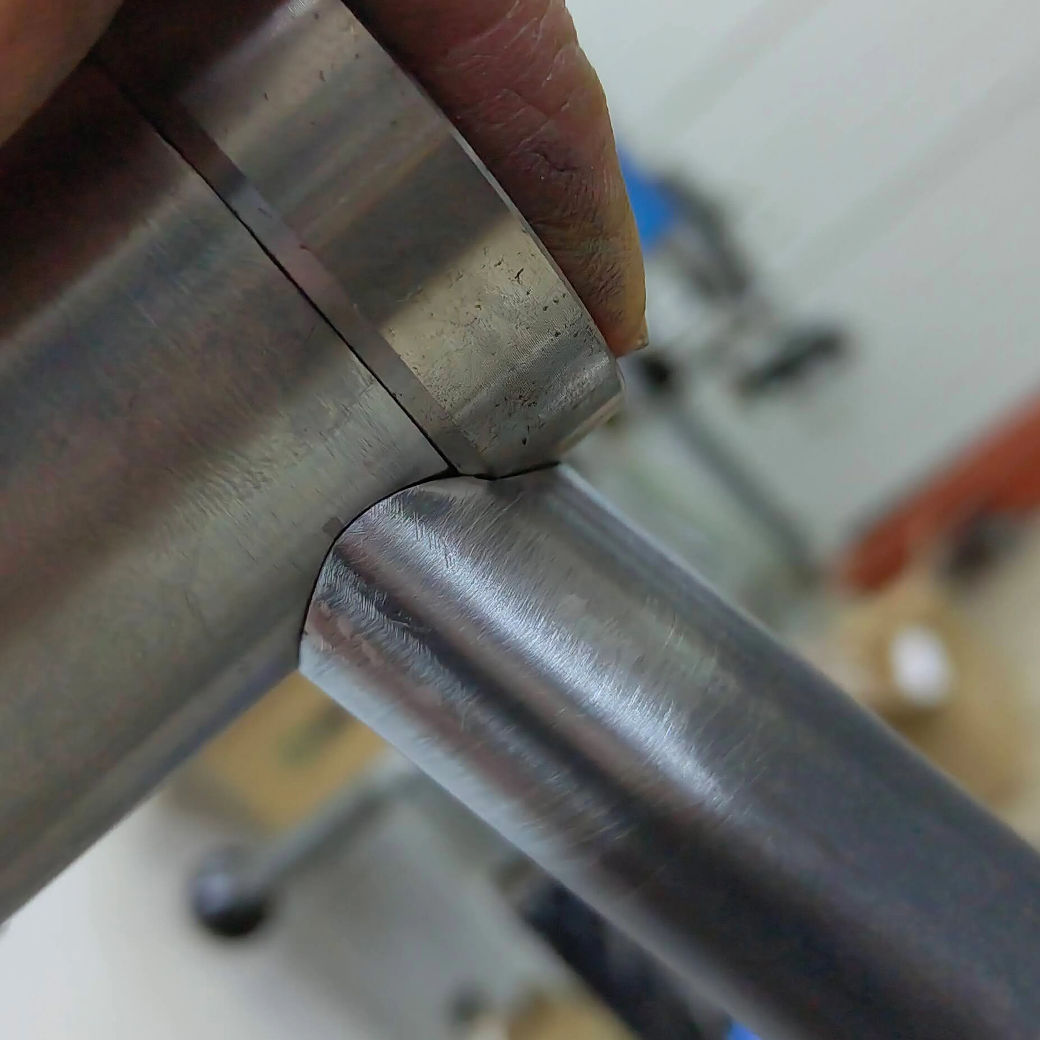 Ingleteado de los extremos del tubo