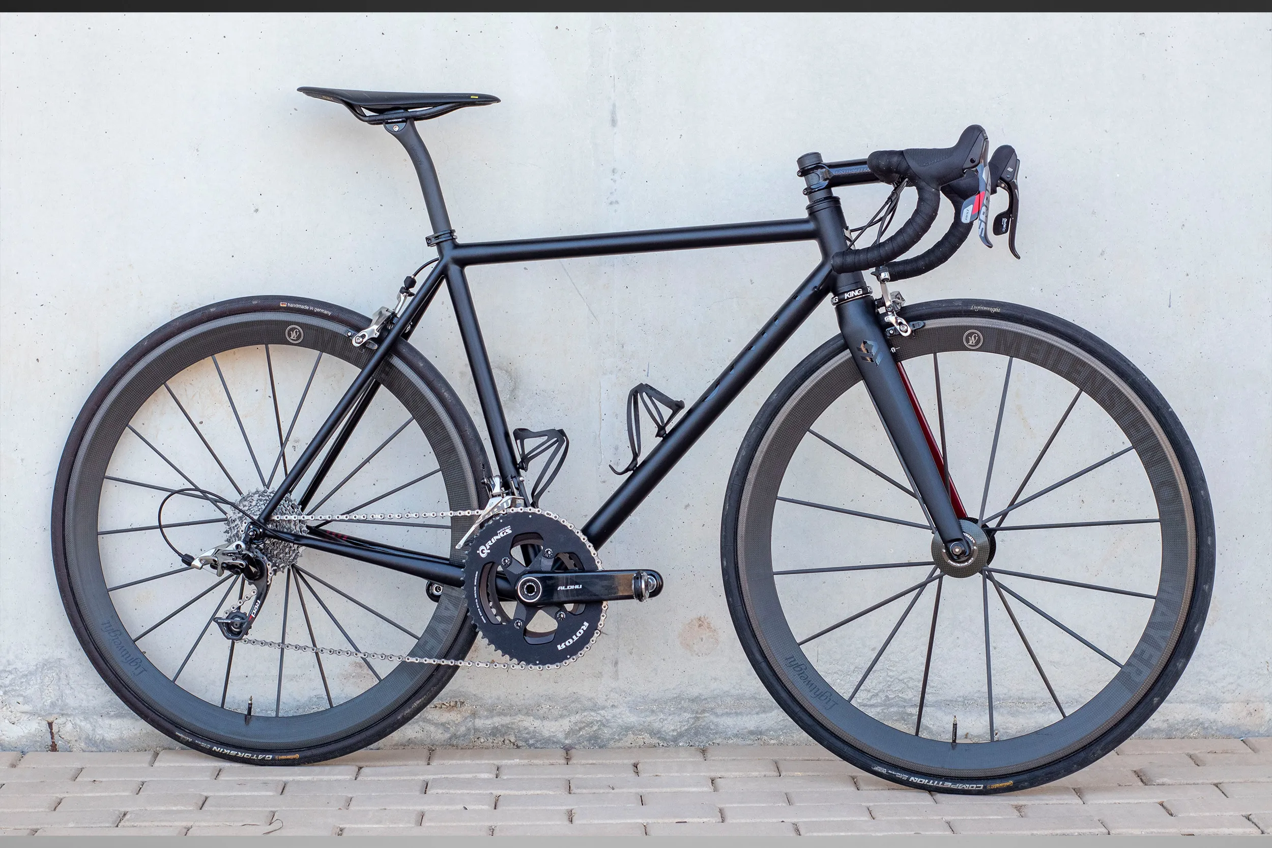 Oxia Black Chilli vista general