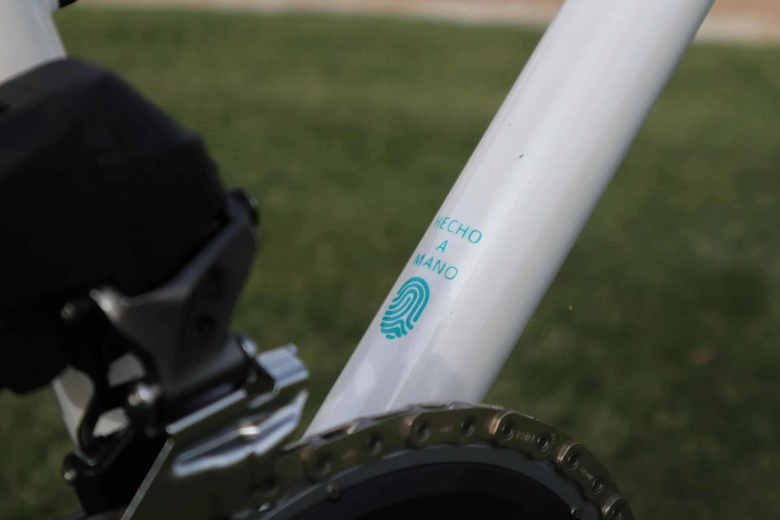 Oxia Corremundos detalle 04