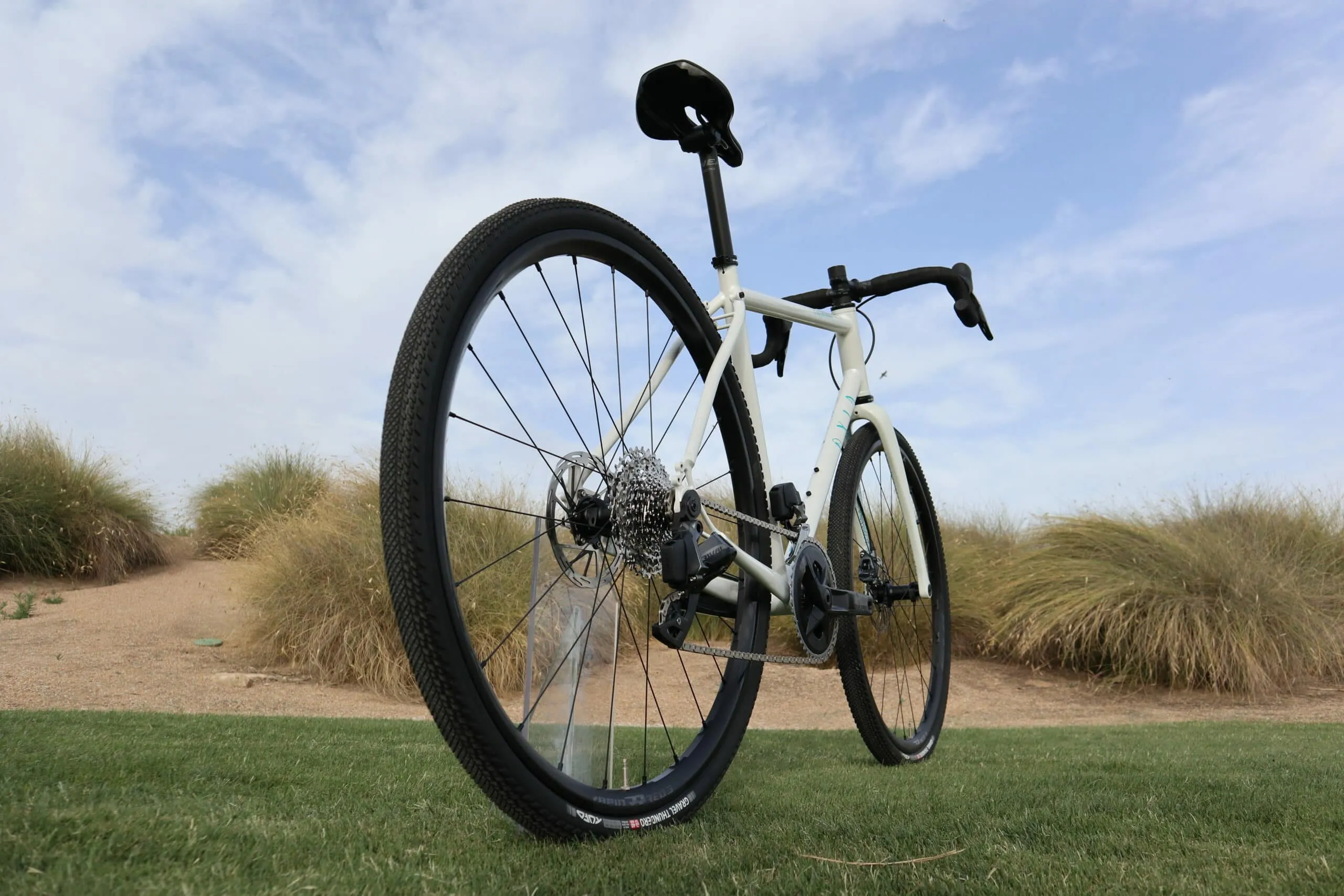 Oxia Corremundos detalle 15