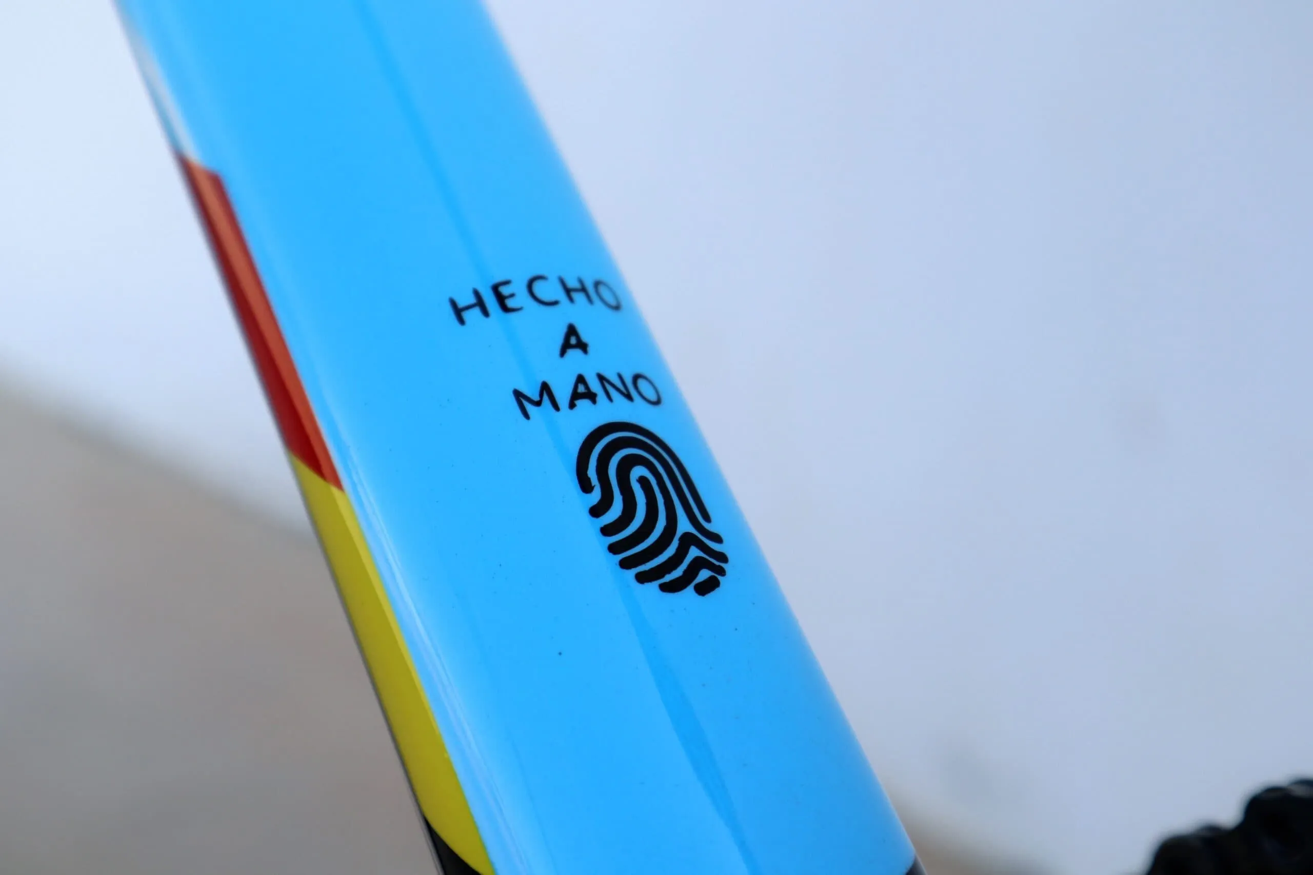 Oxia Don't Touch Me detalle 06