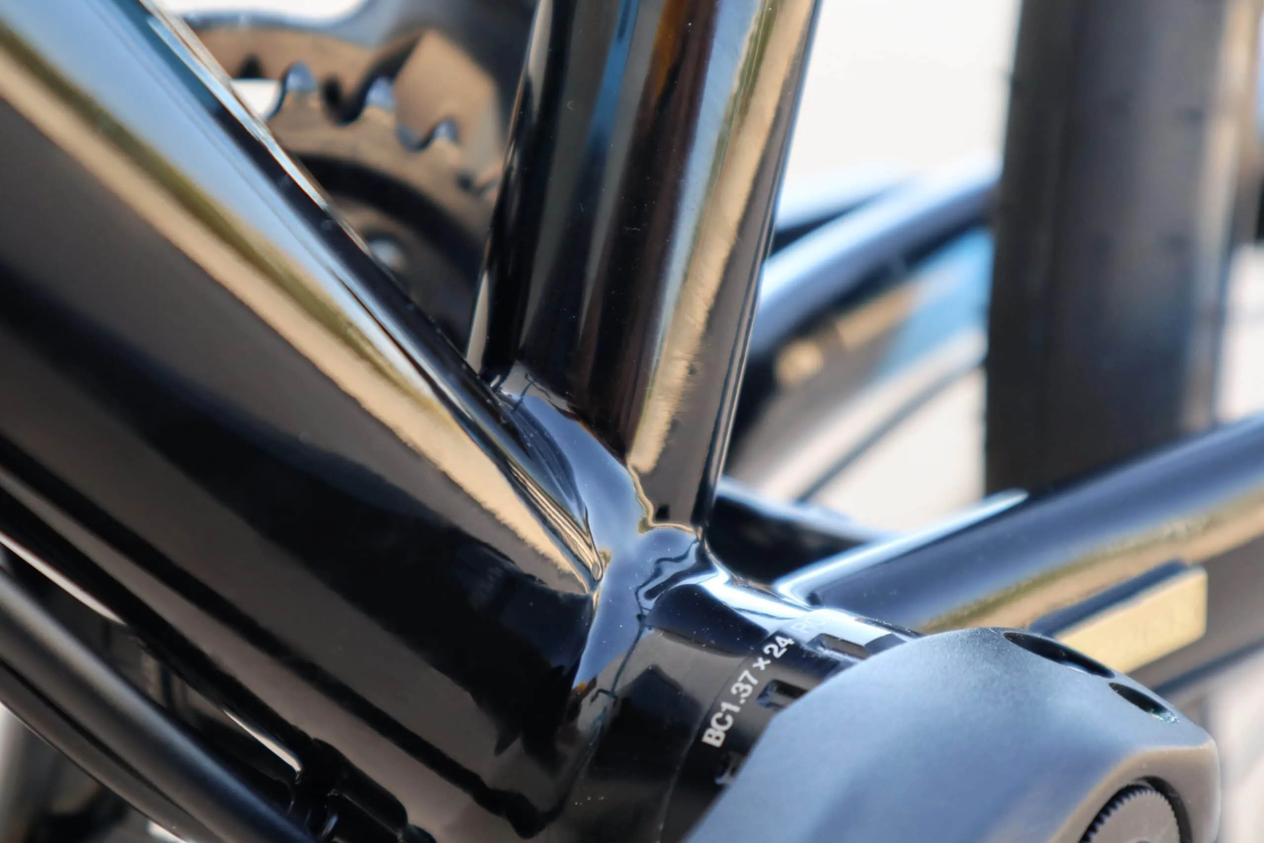 Oxia Don't Touch Me detalle 11