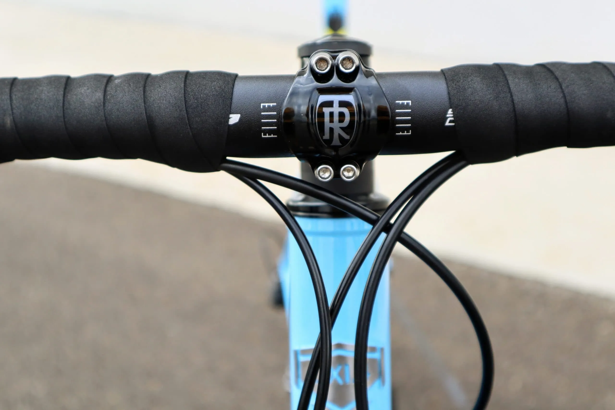 Oxia Don't Touch Me detalle 27