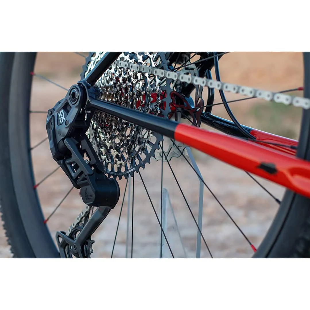 Oxia Transpyr en terreno de MTB