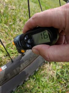 Manómetro digital Topeak para presión de bicicleta