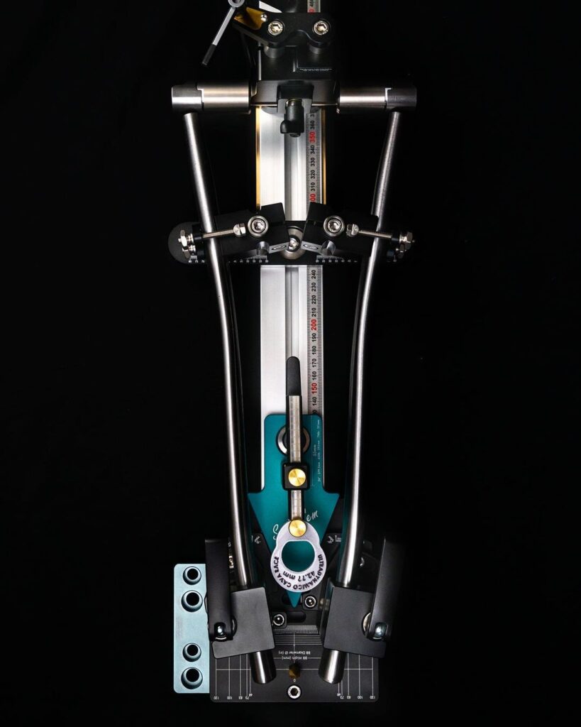 Chainstay fixture nuevo, fabricado por CNC